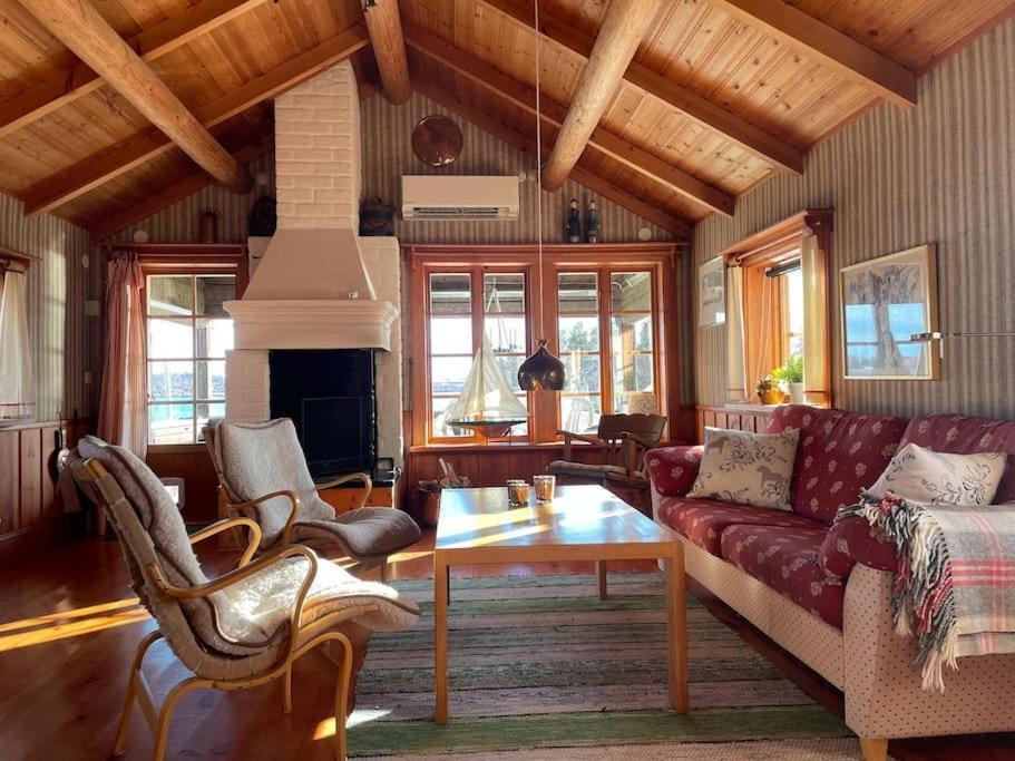 Lake Lodge Roennaes เลกซันด์ ภายนอก รูปภาพ