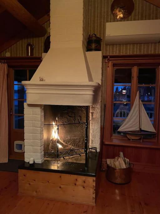 Lake Lodge Roennaes เลกซันด์ ภายนอก รูปภาพ